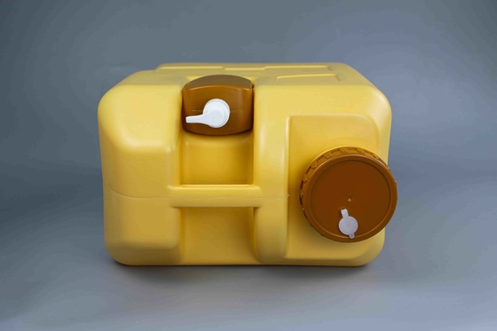 Portable 30L plastik jerrycan HDPE 8 galon ember air dengan keran dan cairan botol lotion sabun untuk mobil outdoor berkemah